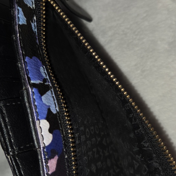 Kate Spade Floral Wallet - Picture 3 of 11